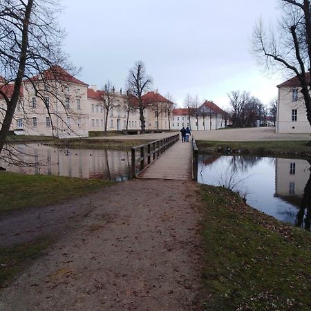 Marstall Im Schlosspark ラインスベルク エクステリア 写真