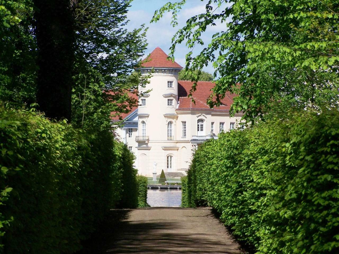 Marstall Im Schlosspark ラインスベルク エクステリア 写真